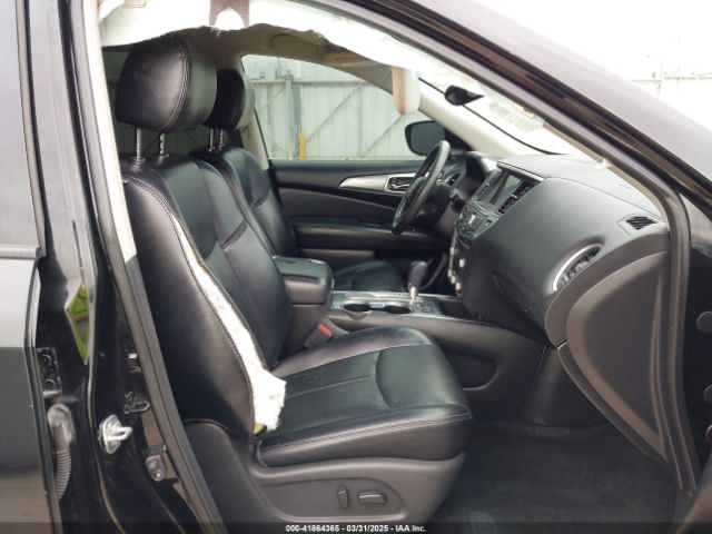 5N1DR2MN8JC649677 Nissan Pathfinder Sl