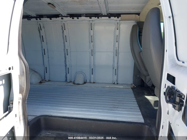 1GCWGGFF0F1170842 Chevrolet Express 2500 Work Van