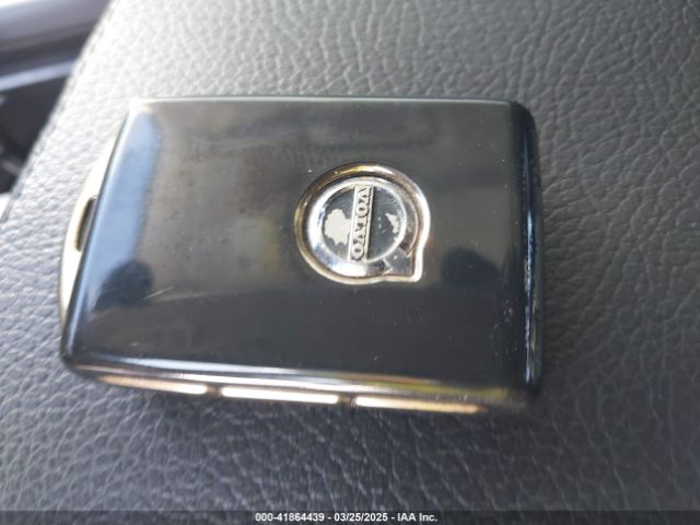 YV4A22PK9G1040905 Volvo Xc90 T6 Momentum