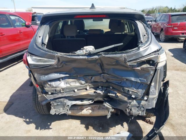 KM8J2CA48LU190592 Hyundai TUCSON SE
