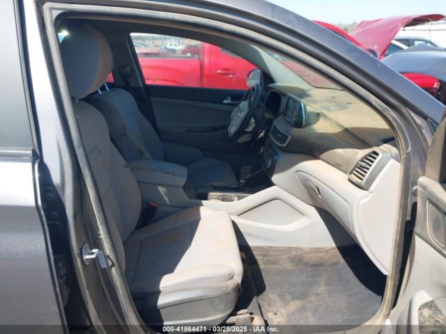 KM8J2CA48LU190592 Hyundai TUCSON SE