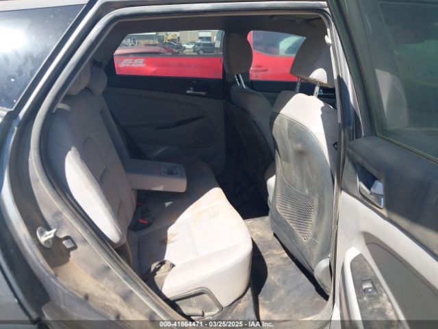 KM8J2CA48LU190592 Hyundai TUCSON SE