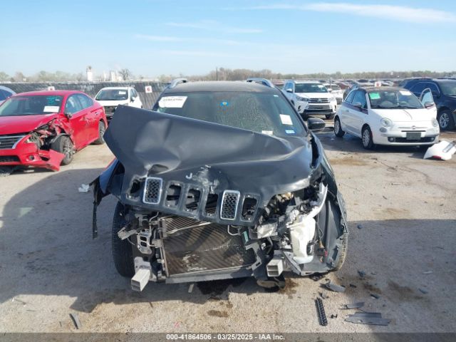1C4PJLLB1MD125792 Jeep Cherokee Latitude Plus Fwd