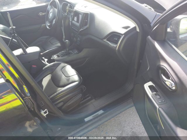 1C4PJLLB1MD125792 Jeep Cherokee Latitude Plus Fwd
