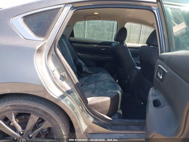 1N4AL3AP0JC272157 Nissan Altima 2.5 Sr