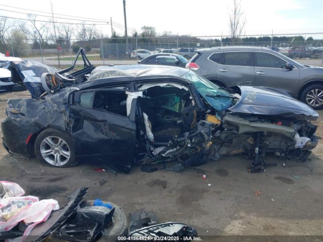 2C3CDXBG7KH576059 Dodge Charger Sxt Rwd
