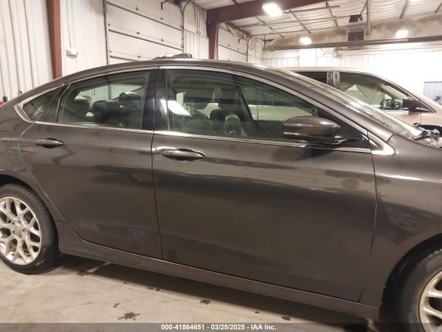 Chrysler 200 C 2015 1C3CCCEG5FN540181 Image 13