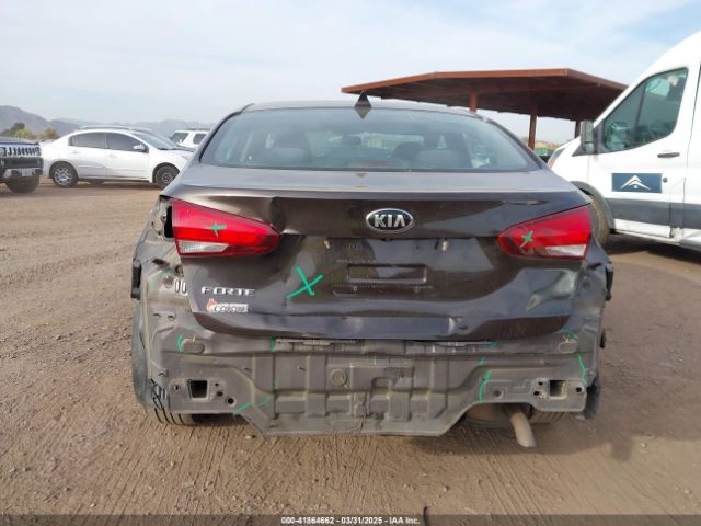 3KPFL4A72JE200794 KIA FORTE LX