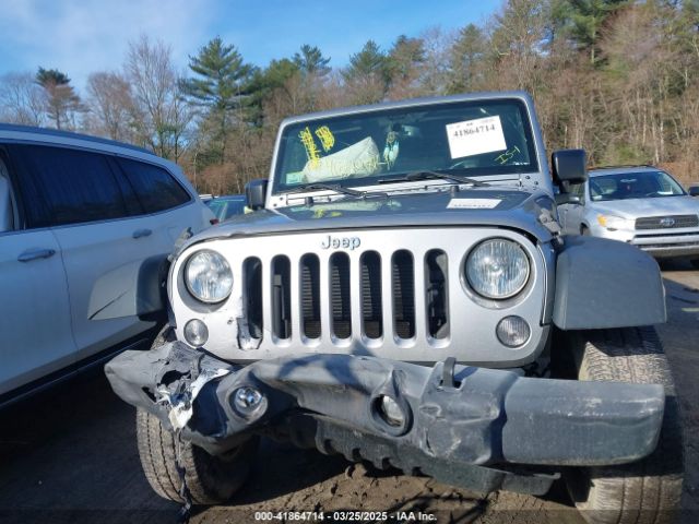 1C4BJWDG4FL732123 Jeep Wrangler Unlimited Sport