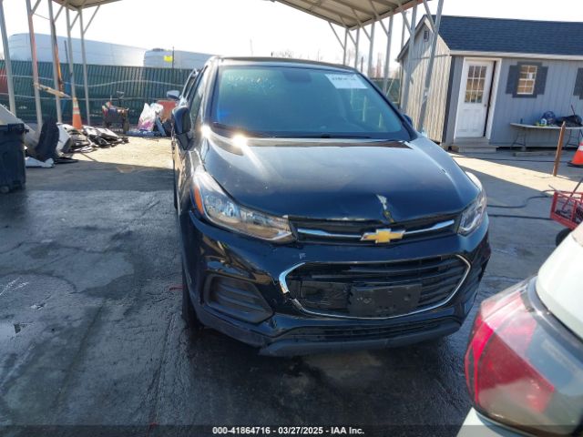 3GNCJKSB9LL127218 Chevrolet Trax Fwd Ls