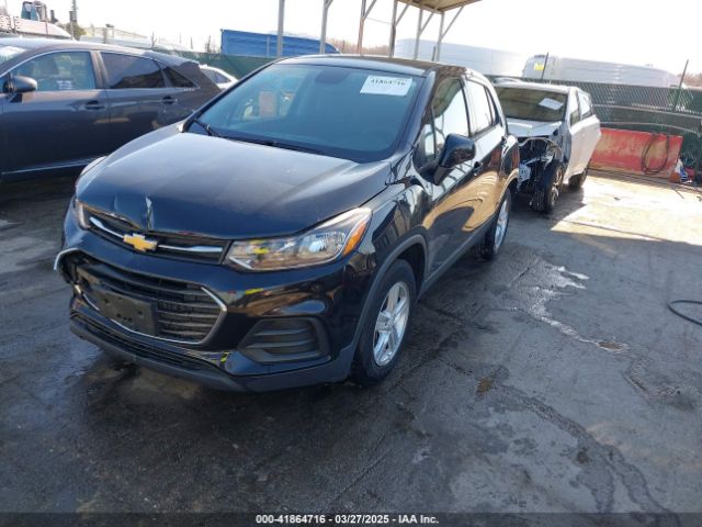 3GNCJKSB9LL127218 Chevrolet Trax Fwd Ls