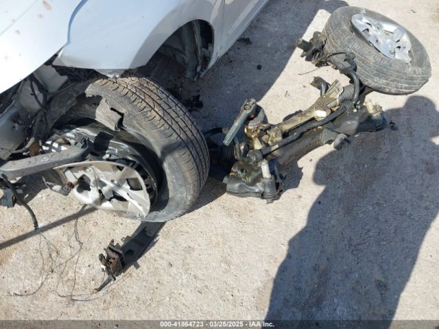 KMHD74LF4KU752909 Hyundai ELANTRA SE