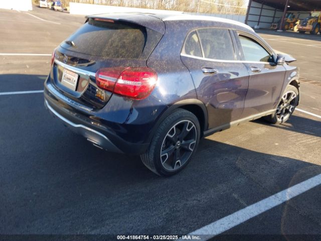 WDCTG4EB8JJ453945 Mercedes-Benz GLA 250