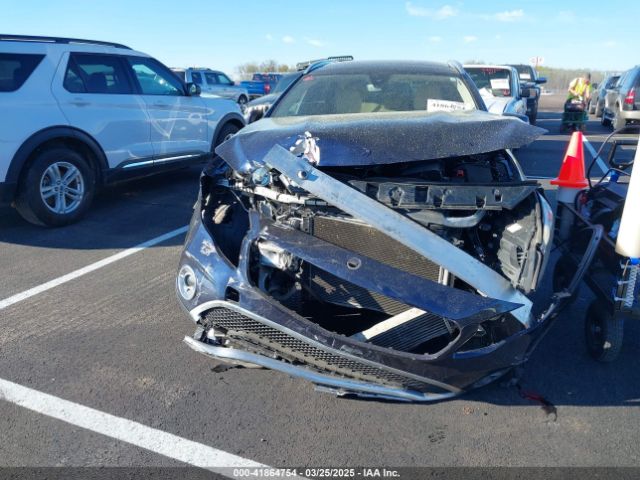 WDCTG4EB8JJ453945 Mercedes-Benz GLA 250
