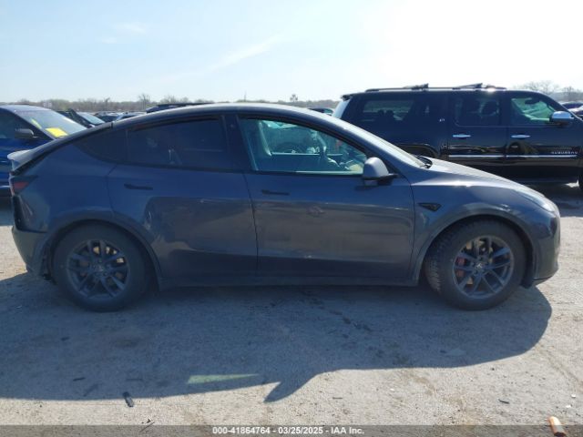 7SAYGDEF5NF375140 Tesla Model Y Performance Dual Motor All-wheel Drive