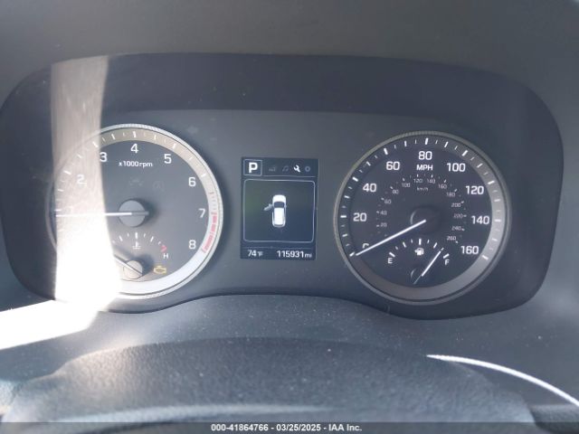 KM8J23A45HU343355 Hyundai TUCSON SE
