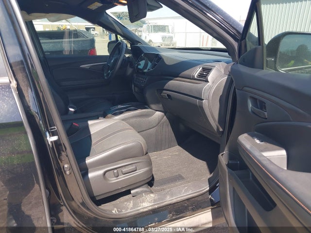 5FNYF8H61NB014457 Honda Passport Awd Trailsport