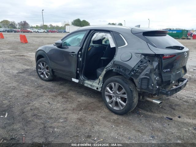 2020 MAZDA CX-30 3MVDMAEM4LM136588 Photo 2