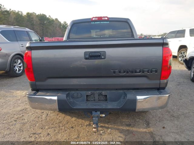 5TFEY5F1XEX152006 Toyota Tundra Sr5 5.7l V8