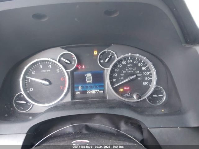 5TFEY5F1XEX152006 Toyota Tundra Sr5 5.7l V8
