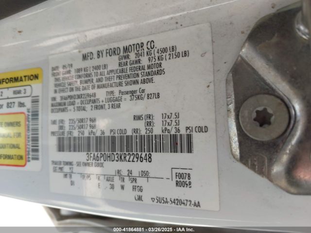3FA6P0HD3KR229648 Ford FUSION SE