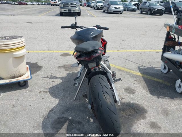 2021 APRILIA TUONO ZD4KSUE01MS000140 Photo 5