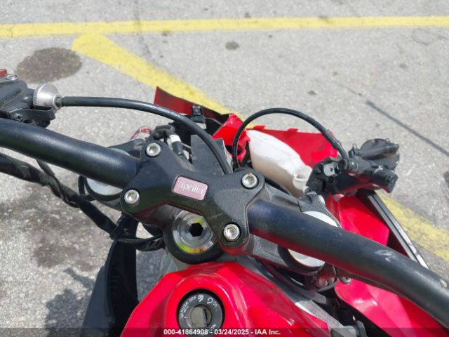 2021 APRILIA TUONO ZD4KSUE01MS000140 Photo 6