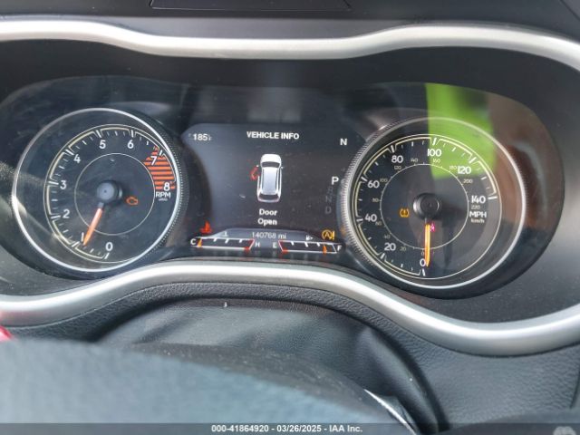 1C4PJMJXXJD594671 Jeep Cherokee Overland 4x4