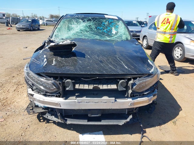 1HGCV1F94JA050780 Honda Accord Touring