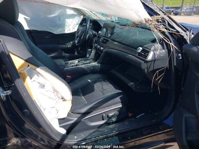 1HGCV1F94JA050780 Honda Accord Touring