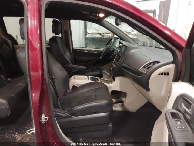 2C4RDGCG9KR678235 Dodge Grand Caravan Sxt