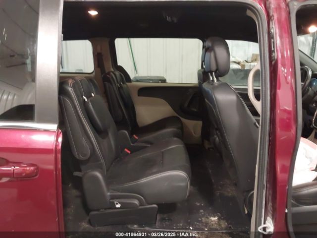 2C4RDGCG9KR678235 Dodge Grand Caravan Sxt