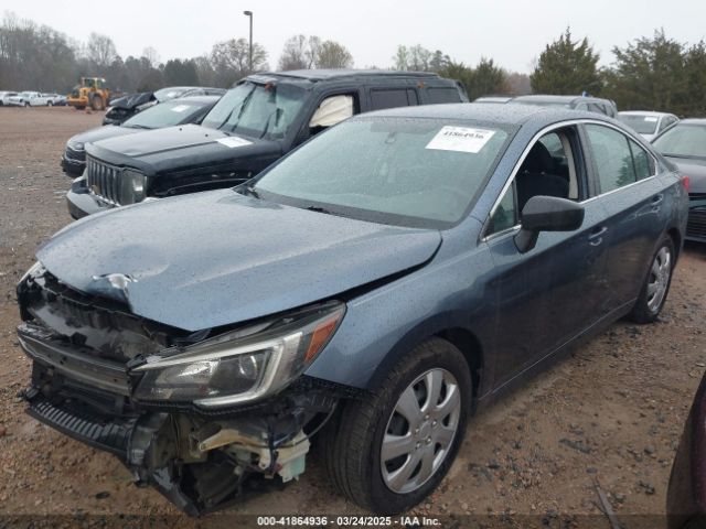 4S3BNAA66J3044801 Subaru Legacy 2.5i