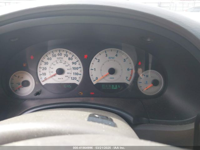2005 CHRYSLER TOWN & COUNTRY 2C4GP54LX5R202644 Photo 6