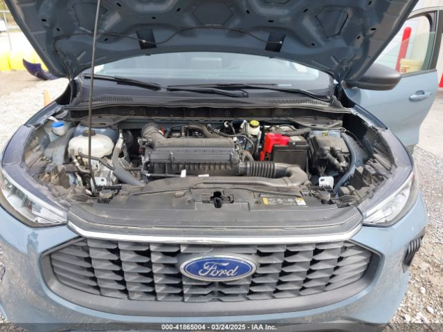 1FMCU0GNXPUA41639 Ford Escape Active