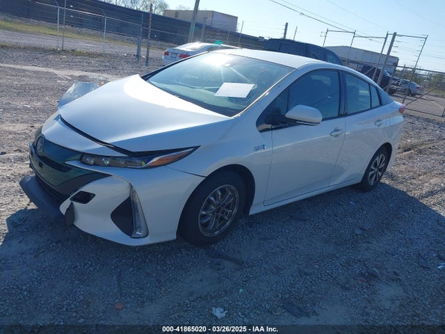 Toyota Prius Prime Premium 2019 JTDKARFP3K3106071 Image 2