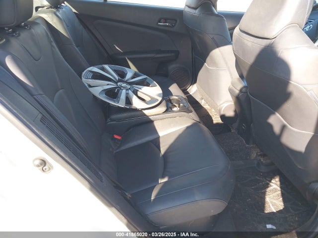 Toyota Prius Prime Premium 2019 JTDKARFP3K3106071 Image 8