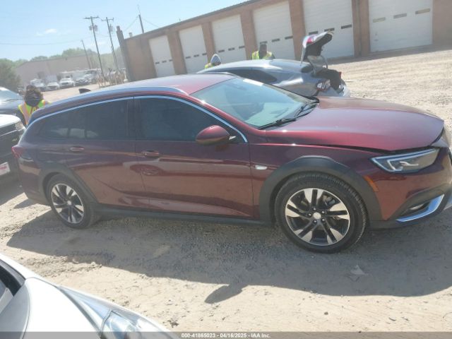 W04GV8SX1J1154540 Buick Regal Tourx Essence