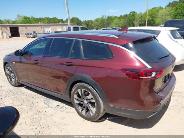 W04GV8SX1J1154540 Buick Regal Tourx Essence