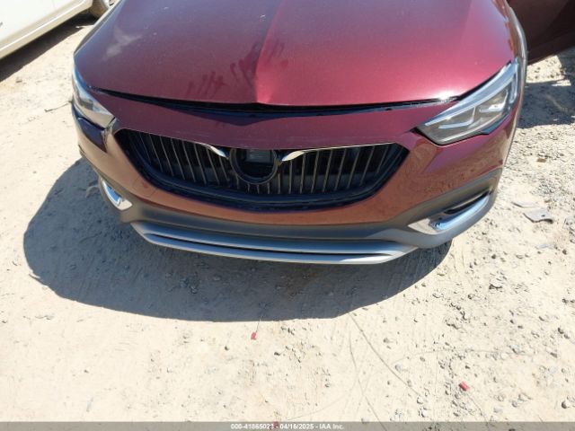 W04GV8SX1J1154540 Buick Regal Tourx Essence