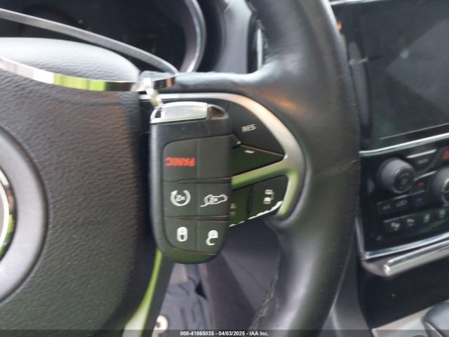 2019 JEEP GRAND CHEROKEE 1C4RJFCG3KC552111 Photo 10