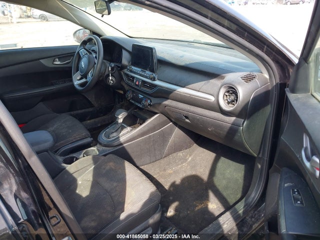 3KPF24AD6KE064289 KIA FORTE FE