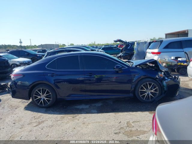 4T1G11BK1NU062065 Toyota Camry Se Awd