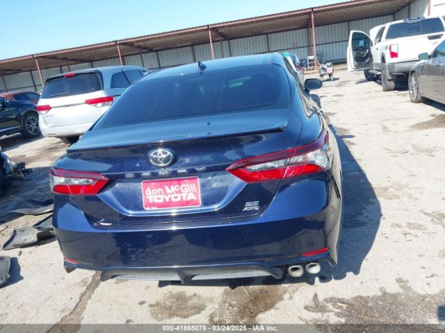 4T1G11BK1NU062065 Toyota Camry Se Awd