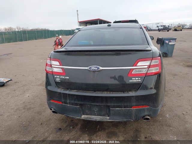 1FAHP2E8XFG124081 Ford 2015