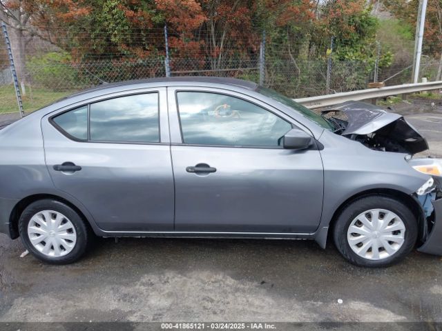 3N1CN7AP6JL880969 Nissan Versa 1.6 S+