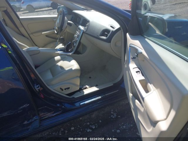 YV1612TK2F1334513 Volvo S60 T5 Premier
