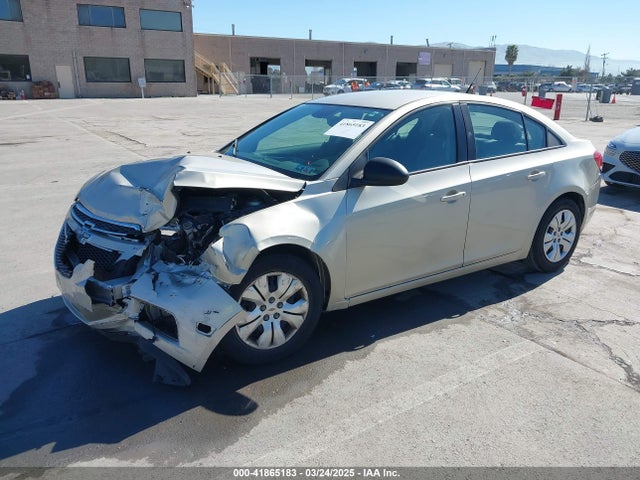 1G1PA5SGXE7473821 Chevrolet lwe