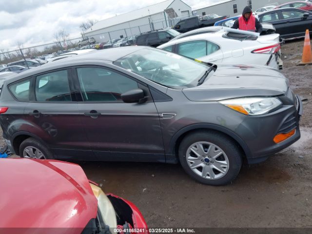 1FMCU0F79EUB71198 Ford ESCAPE S