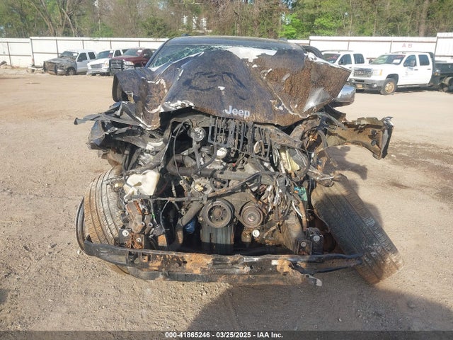 1C4RJFBT0GC439898 Jeep 2016